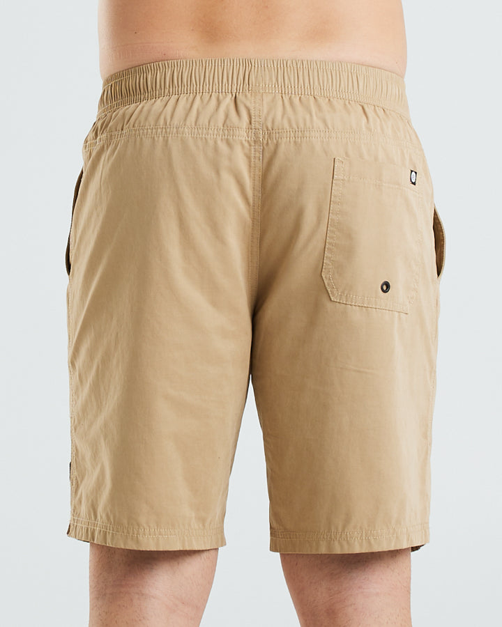 HUEYS CORE | VOLLEY SHORT 18" - TAUPE