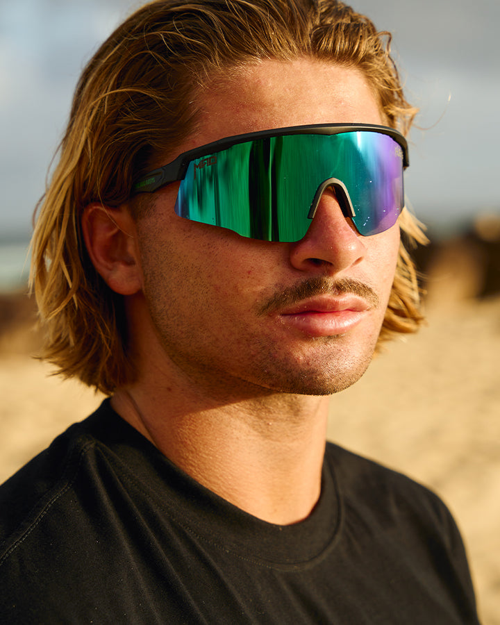 DOSE | GREEN MIRROR SUNGLASSES - MATTE BLACK