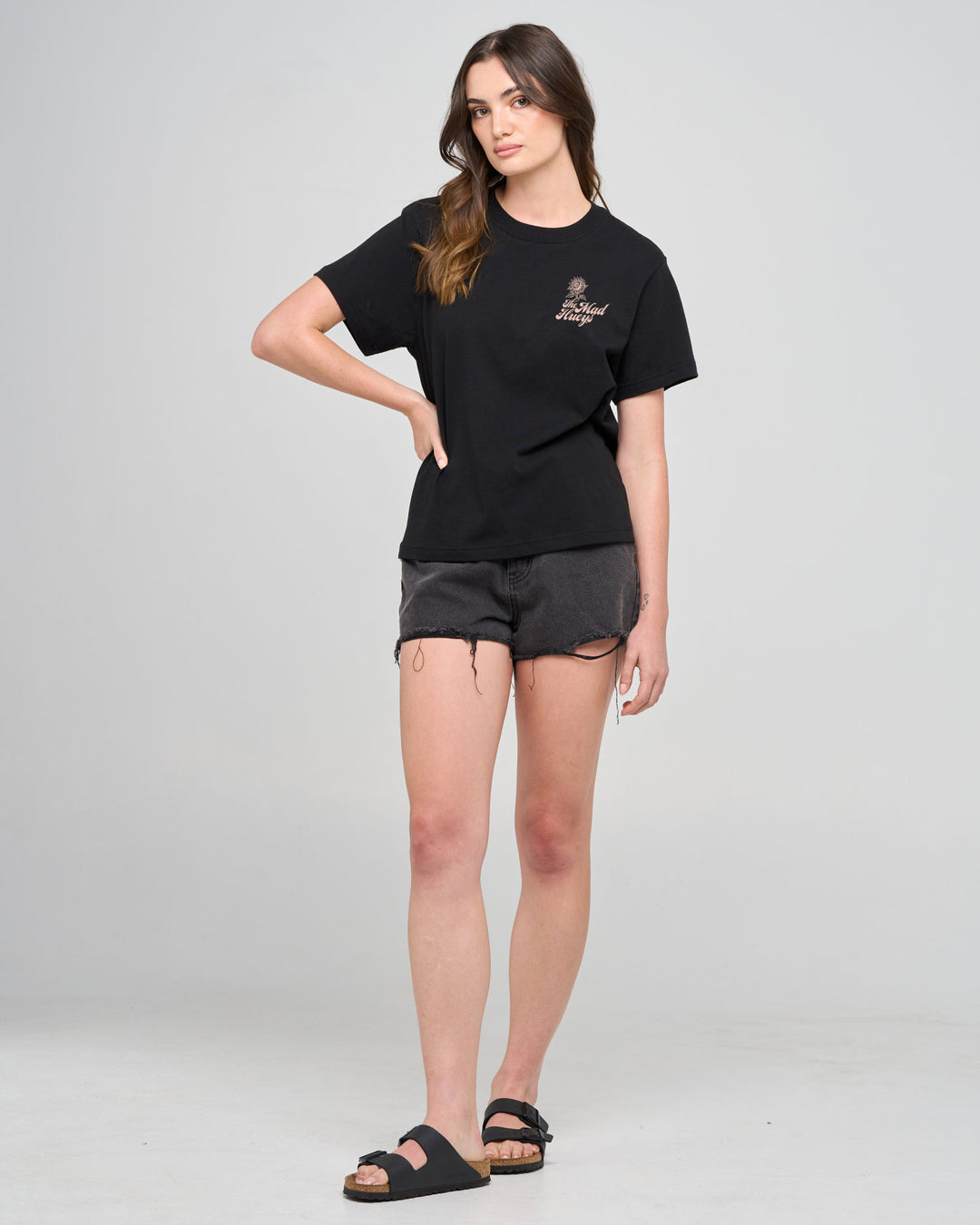 BEE ANCHOR | WOMENS SS TEE - BLACK