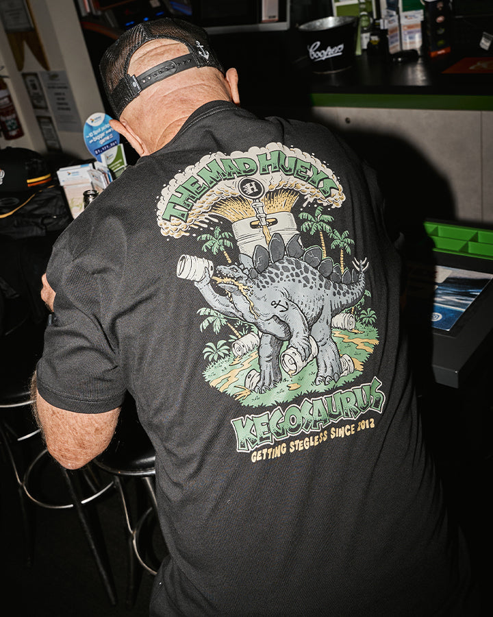 KEGOSAURUS | GRANDPA SS TEE - BLACK