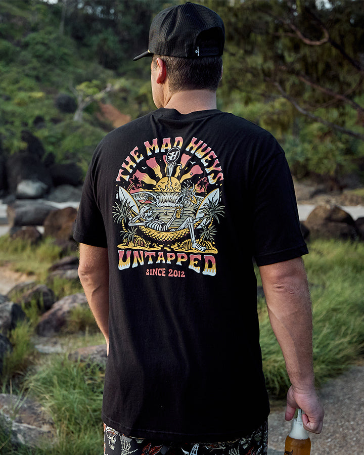 UNTAPPED | SS TEE - BLACK