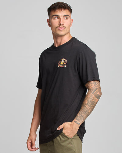 UNTAPPED | SS TEE - BLACK