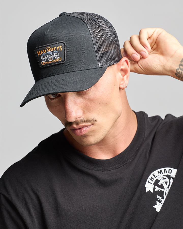 CAPTAIN COOKED | TWILL TRUCKER - BLACK