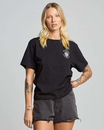 FREEDOM HIGH SEAS | WOMENS SS TEE - BLACK