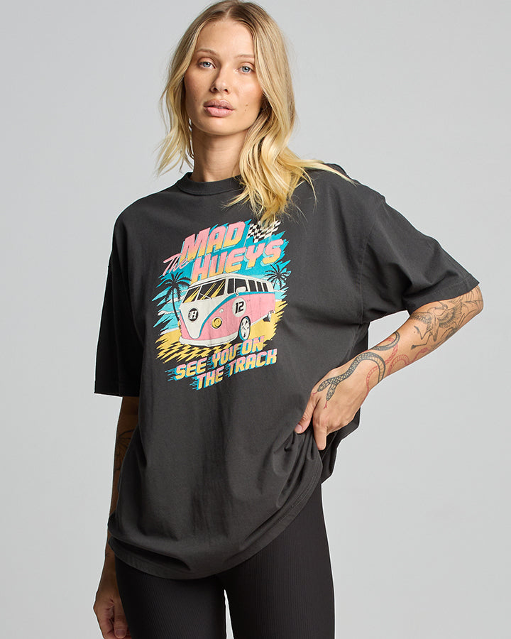 SEE YOU ON THE TRACK | WOMENS OVERSIZED SS TEE - VINTAGE BLACK