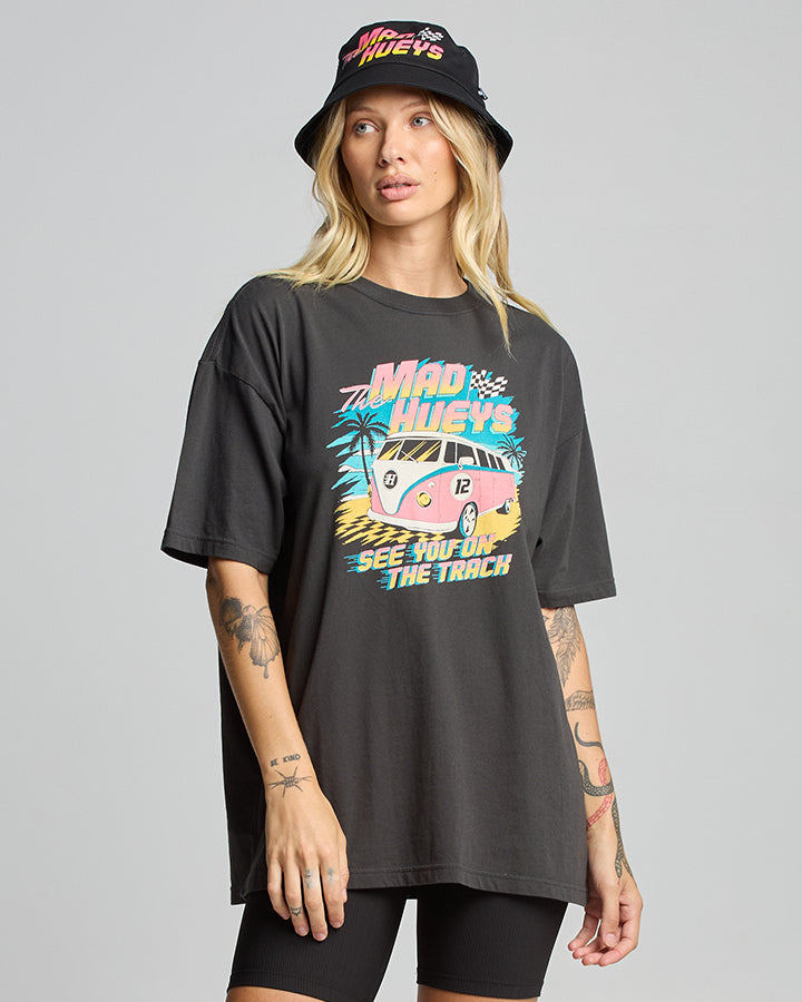 SEE YOU ON THE TRACK | WOMENS OVERSIZED SS TEE - VINTAGE BLACK