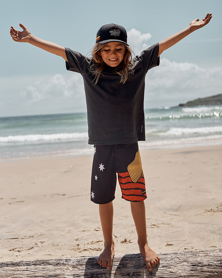 ONE TEAM | YOUTH 17" BOARDSHORT - VINTAGE BLACK