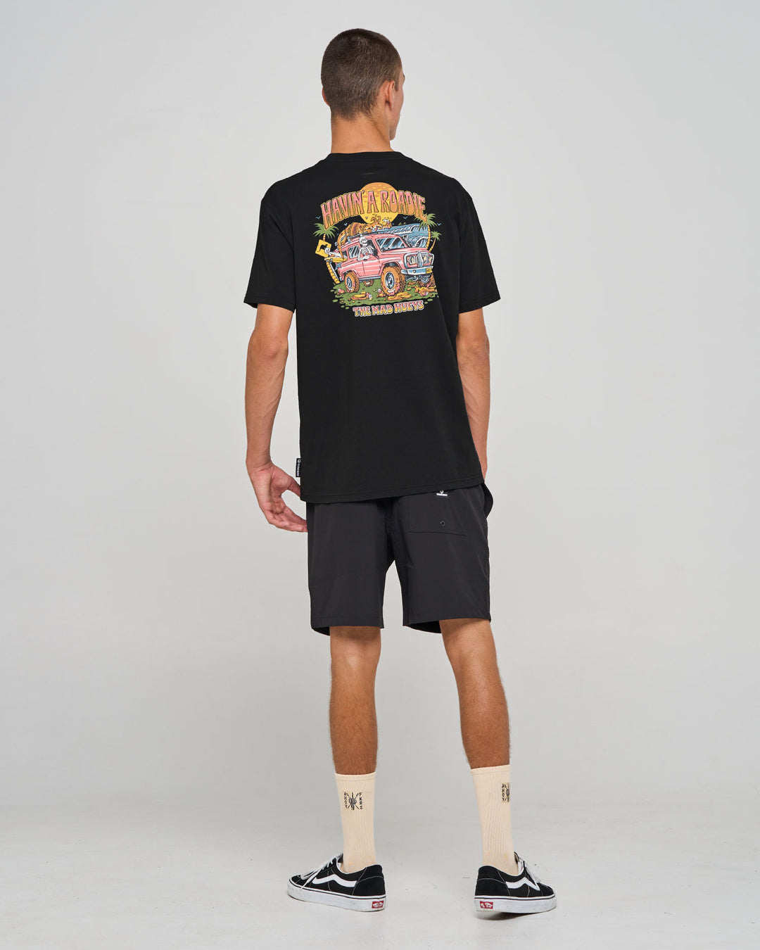 ROADIE | SS TEE - BLACK