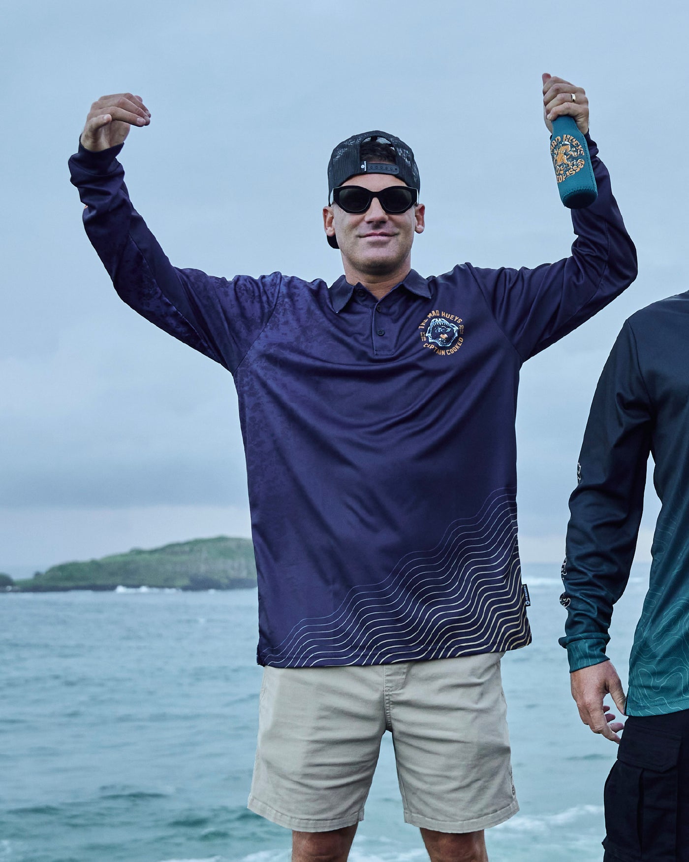 CAPTAIN COOKED JAWS | UPF 50+ FISHING JERSEY - NAVY