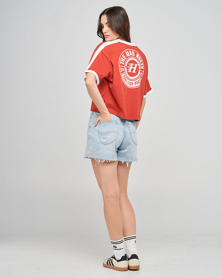 LIVING HUEYS | WOMENS BOXY V NECK TEE - RED CLAY