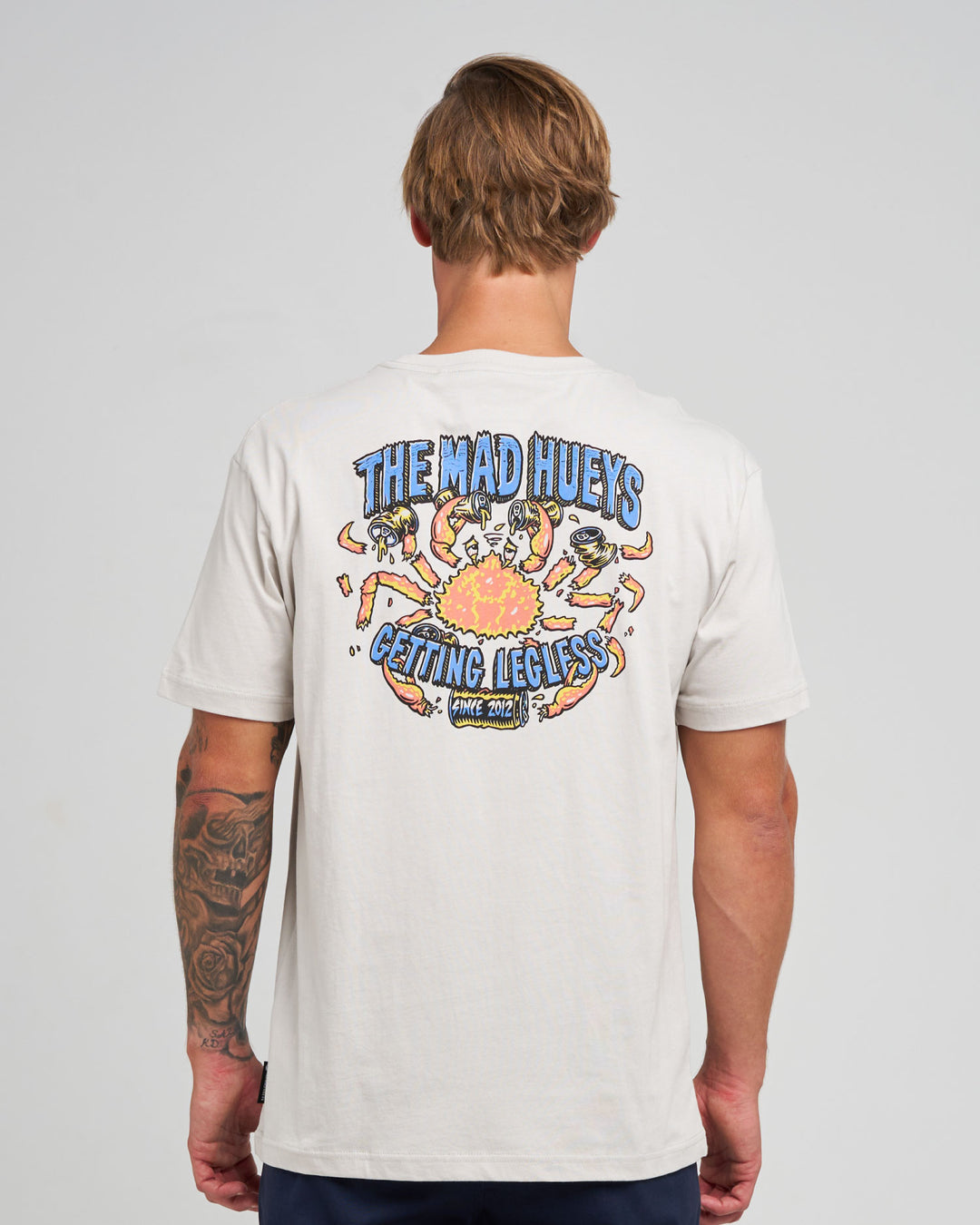 GETTING LEGLESS | SS TEE - SMOKE