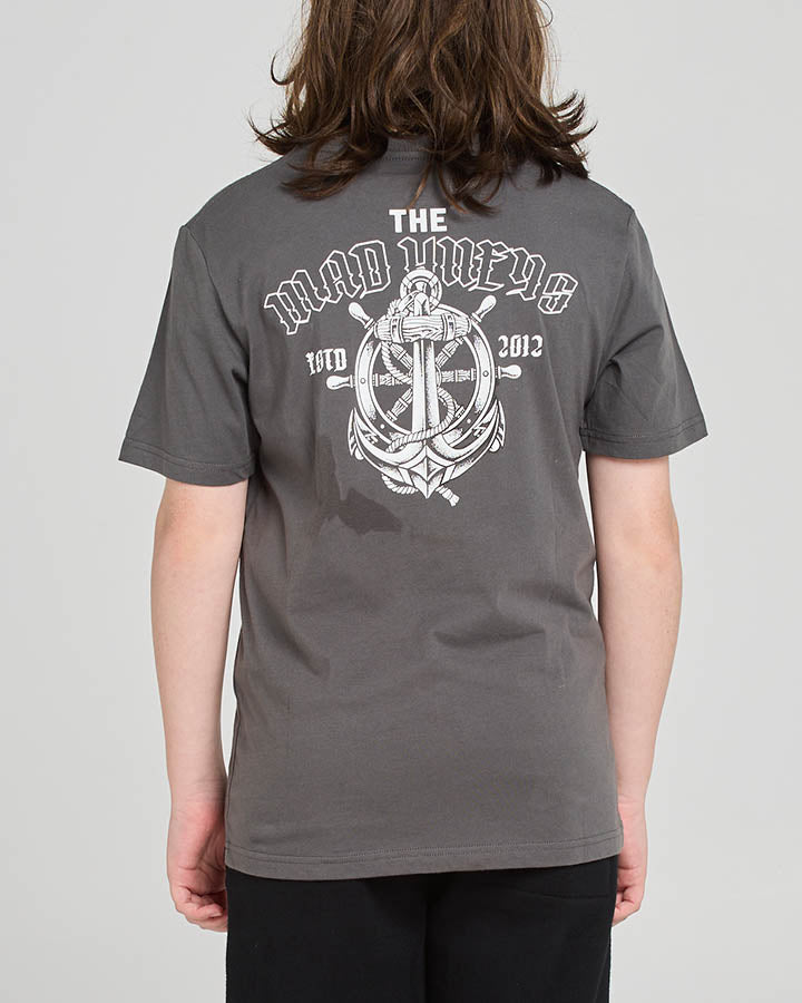 ANCHOR WHEEL | YOUTH SS TEE - CHARCOAL