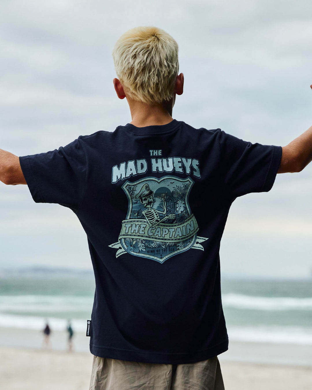 CAPTAIN TWO FACED | YOUTH SS TEE - NAVY
