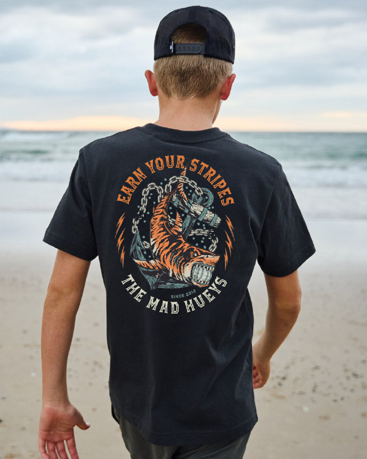 EARN YOUR STRIPES | YOUTH SS TEE - VINTAGE BLACK