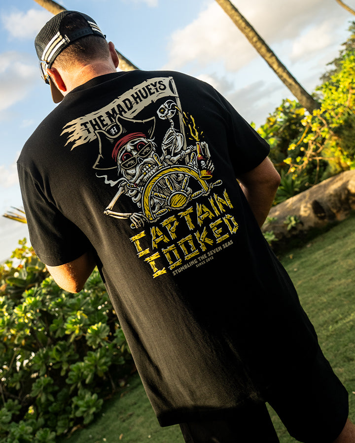 STUMBLING CAPTAIN COOKED | SS TEE - BLACK