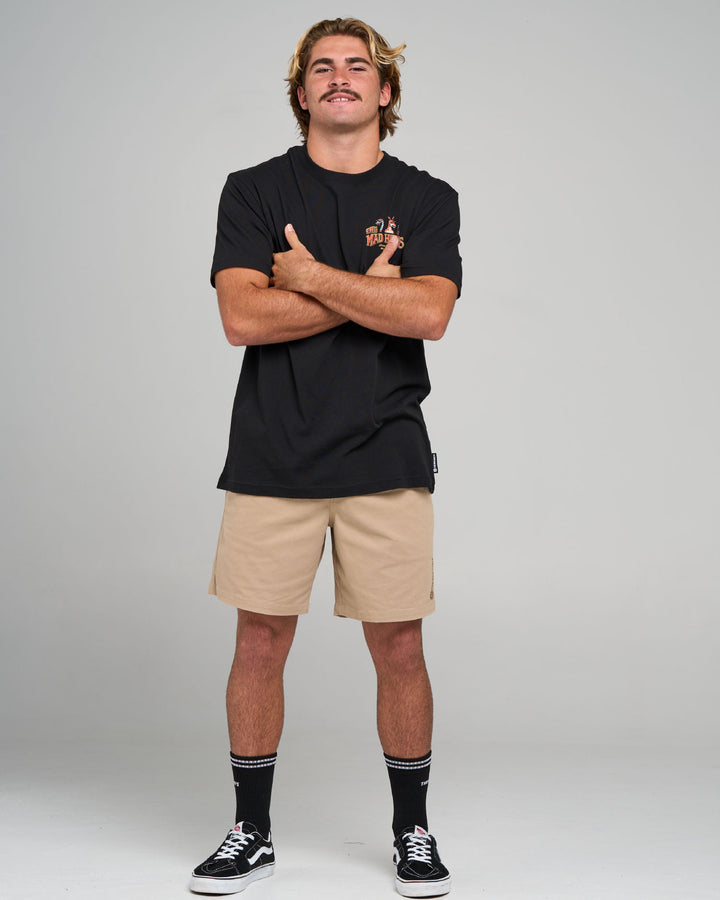 LOVING EVERY BBQ | SS TEE - BLACK