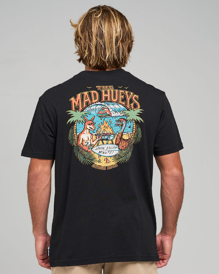 LOVING EVERY BBQ | SS TEE - BLACK