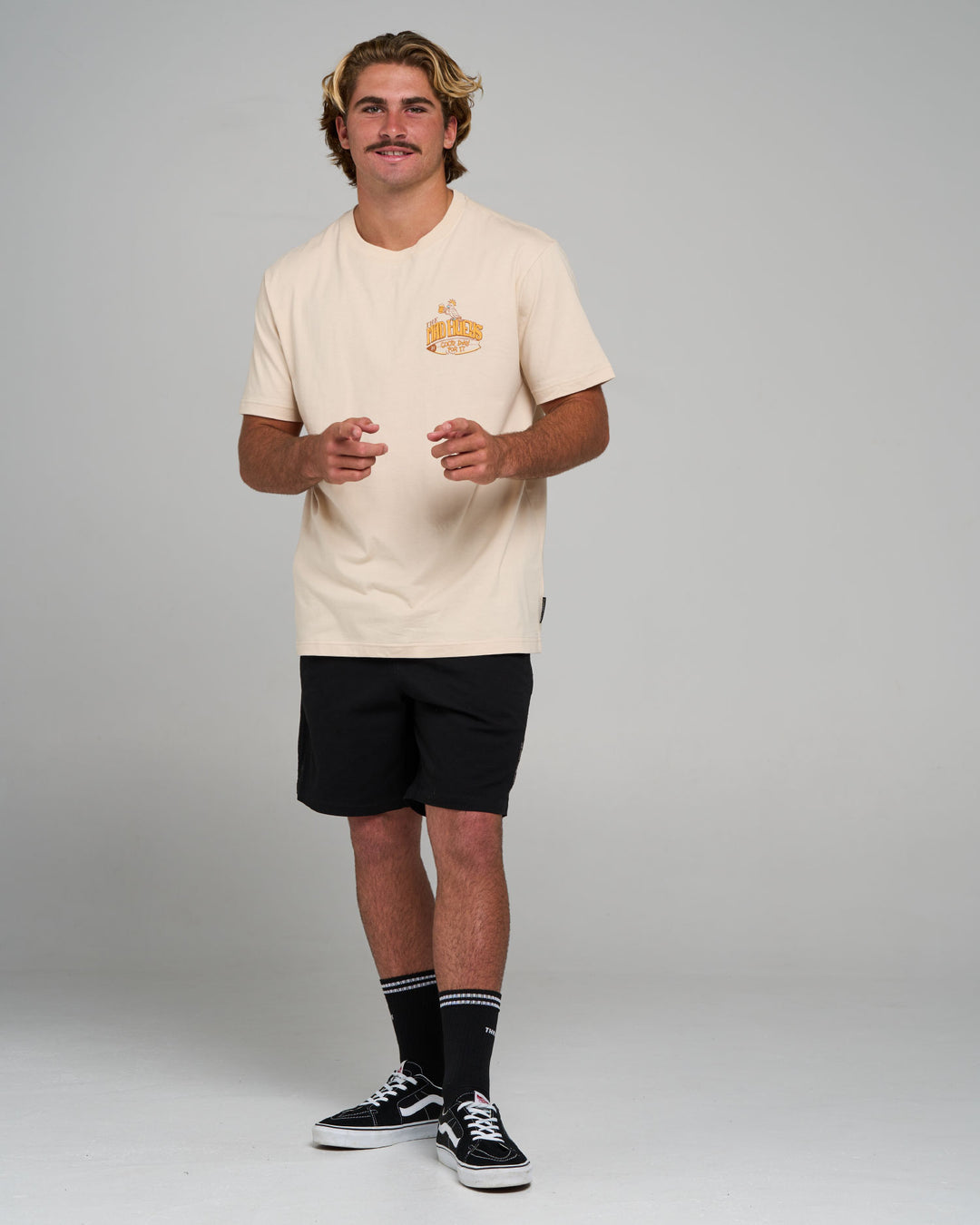 GOOD DAYS | SS TEE - CEMENT
