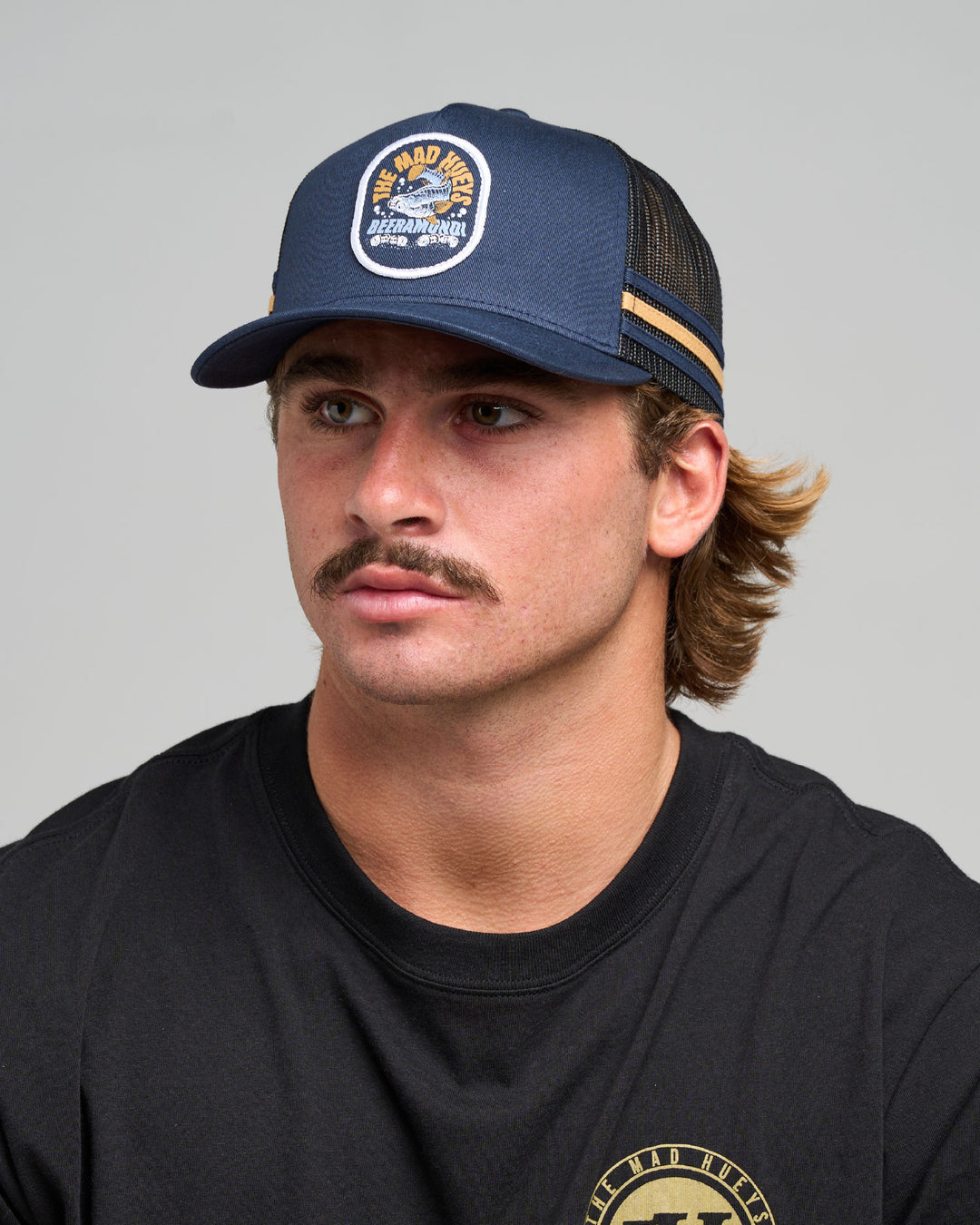 BEERAMUNDI | TWILL TRUCKER - NAVY