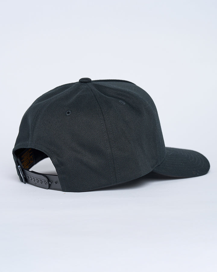 TRIPLE ON THE ROCKS | TWILL SNAPBACK - WASHED BLACK