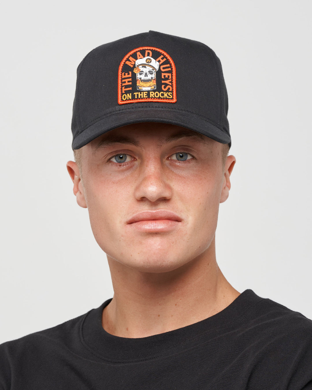 TRIPLE ON THE ROCKS | TWILL SNAPBACK - WASHED BLACK