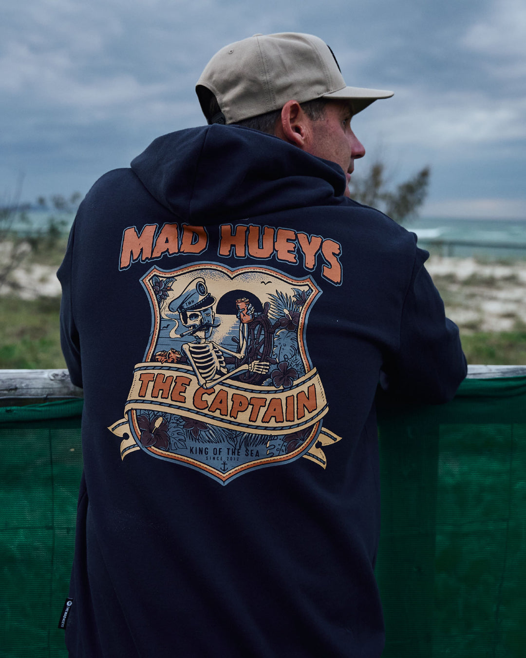 CAPTAIN TWO FACED | HOODED PULLOVER - NAVY