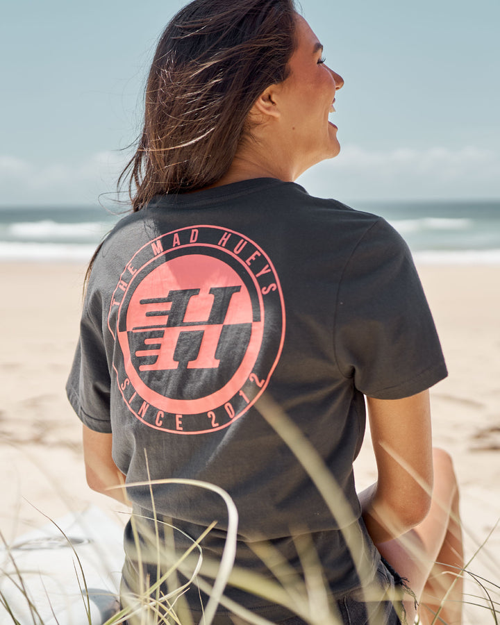 H SERIES SPLIT | WOMENS SS TEE - VINTAGE BLACK