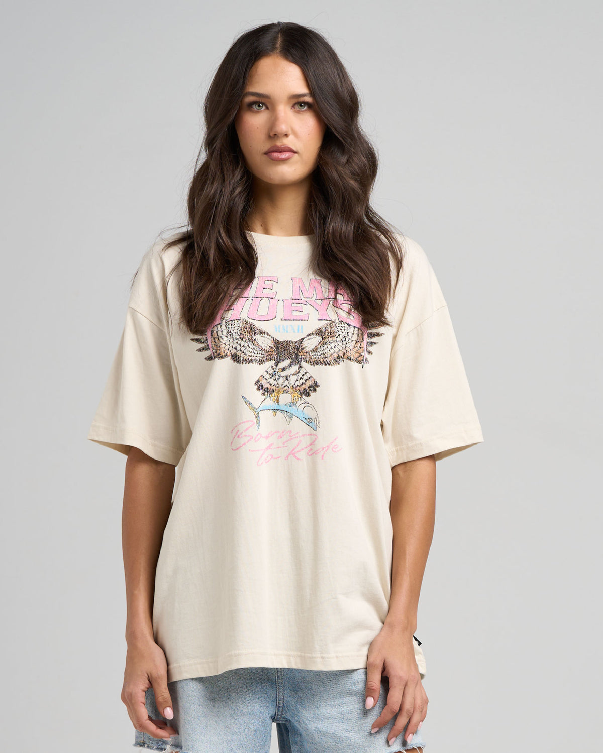 The Mad Hueys Born To Hueys women's Oversized T-shirt in Stone