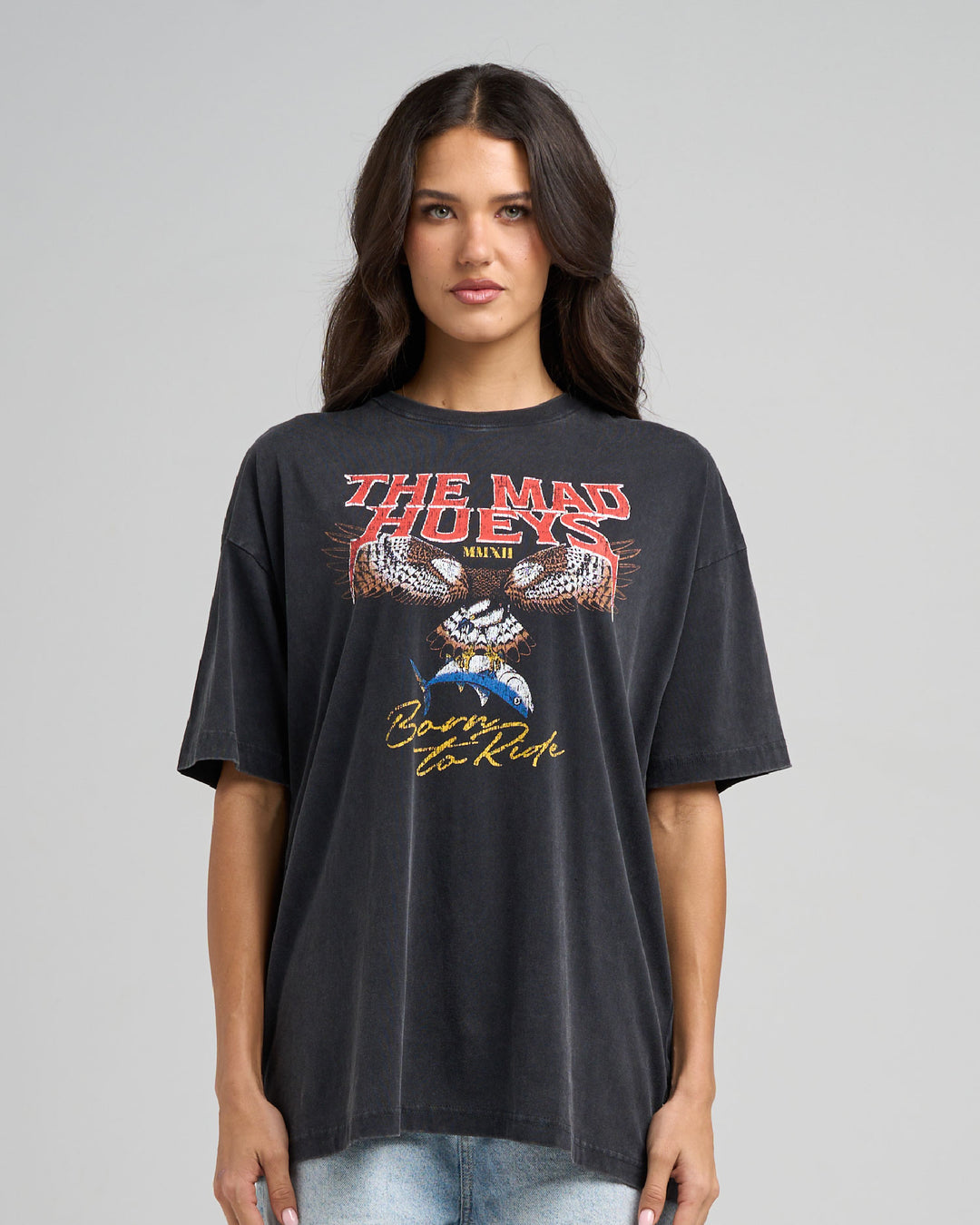 BORN TO HUEYS | WOMENS OVERSIZED TEE - WASHED BLACK