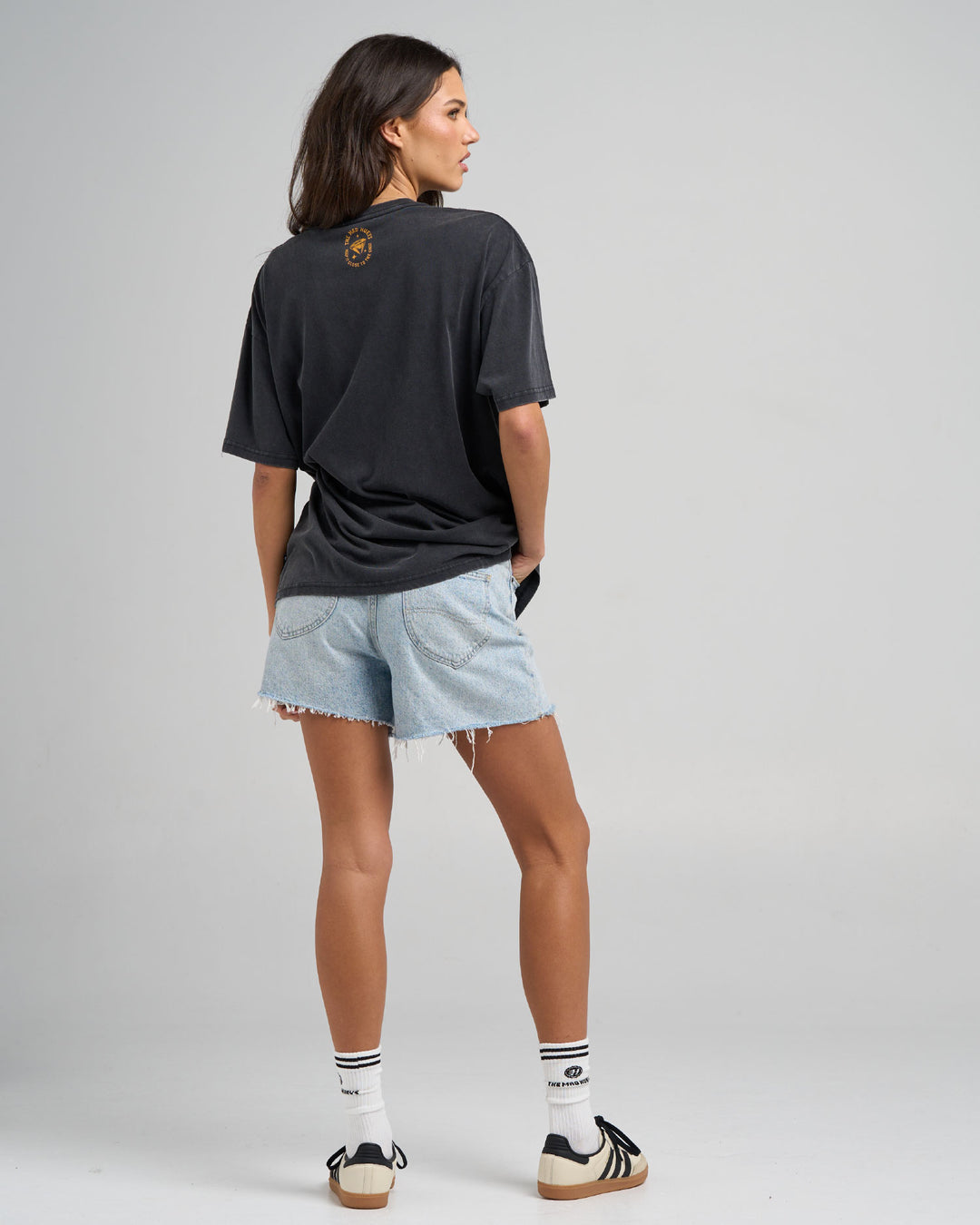 CLOSE CHEST | WOMENS OVERSIZED TEE - WASHED BLACK