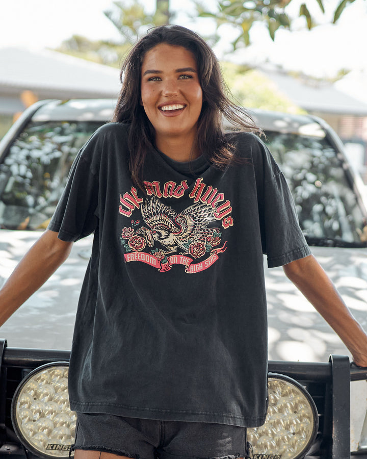 HIGH SEAS HUEYS | WOMENS OVERSIZED TEE - WASHED BLACK