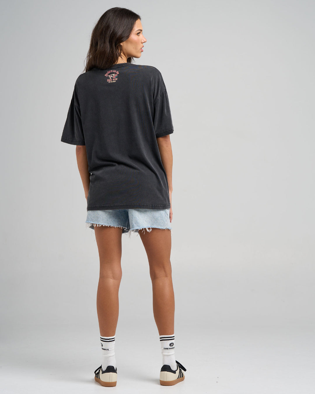 HIGH SEAS HUEYS | WOMENS OVERSIZED TEE - WASHED BLACK