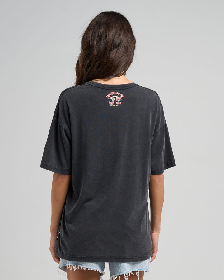 HIGH SEAS HUEYS | WOMENS OVERSIZED TEE - WASHED BLACK
