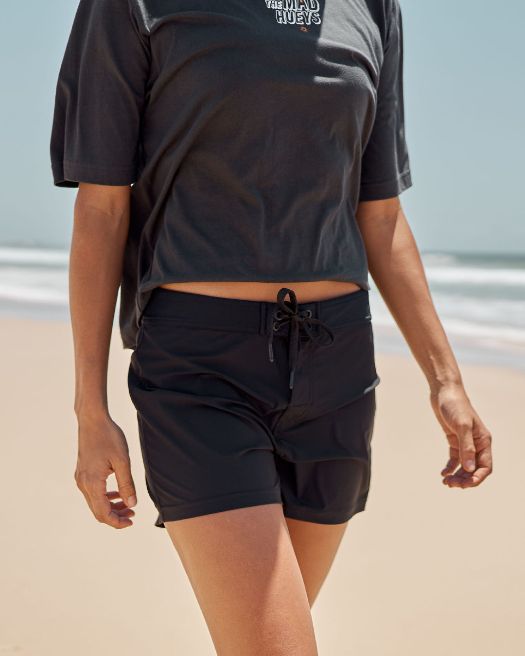 HUEYS | WOMENS BOARDSHORTS - BLACK