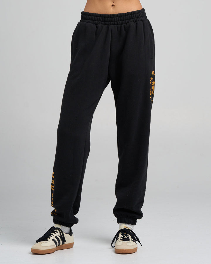 CLOSE CHEST | WOMENS TRACKPANT - BLACK