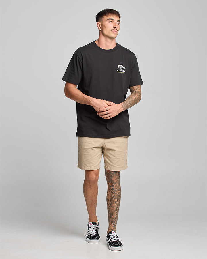 HOOKED AND COOKED | SLIM FIT SS TEE - BLACK