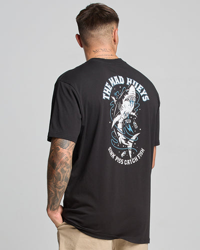 SKEWERED SHARK | SLIM FIT SS TEE - BLACK