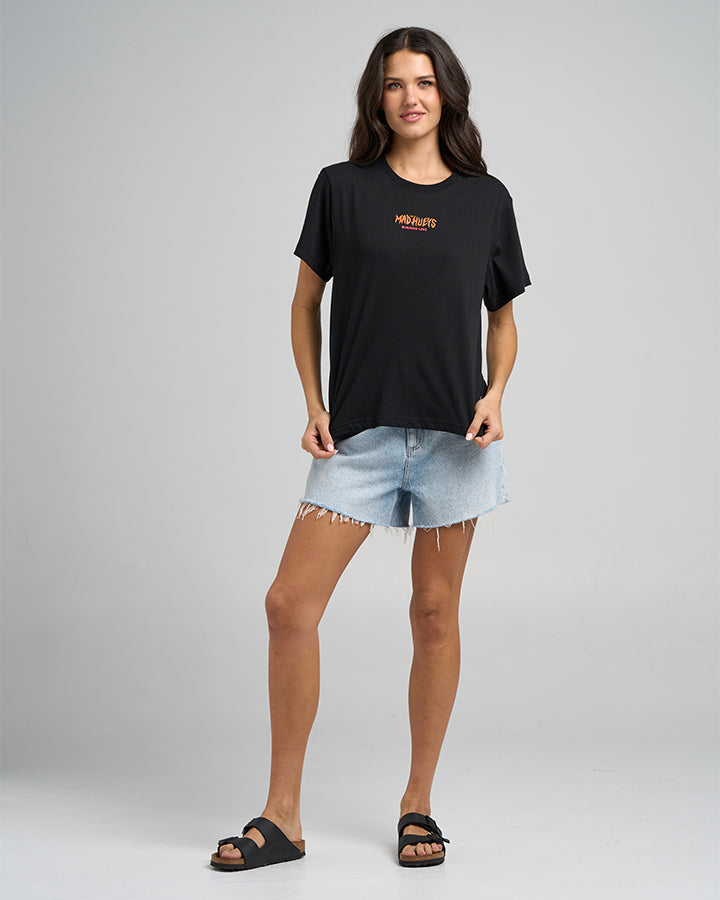 BURNING LOVE | WOMENS SS TEE - BLACK