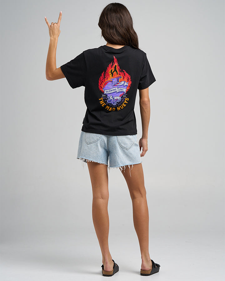 BURNING LOVE | WOMENS SS TEE - BLACK