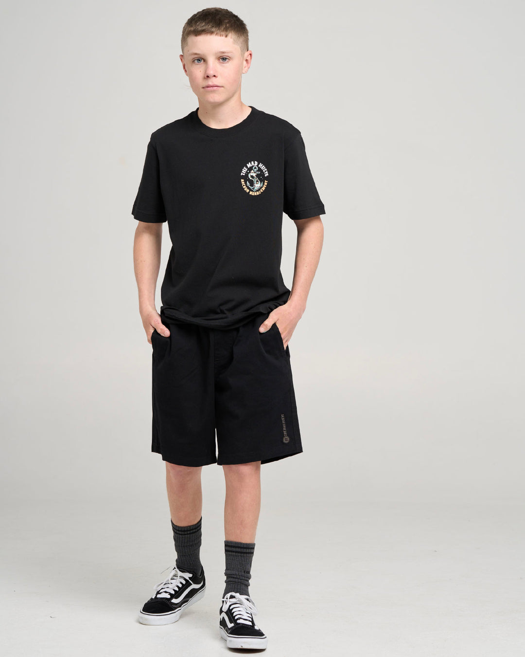 ANCHOR MANAGEMENT | YOUTH SS TEE - BLACK