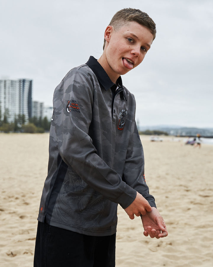 ANCHOR MANAGEMENT | YOUTH UPF 50+ FISHING JERSEY - FADED DUST