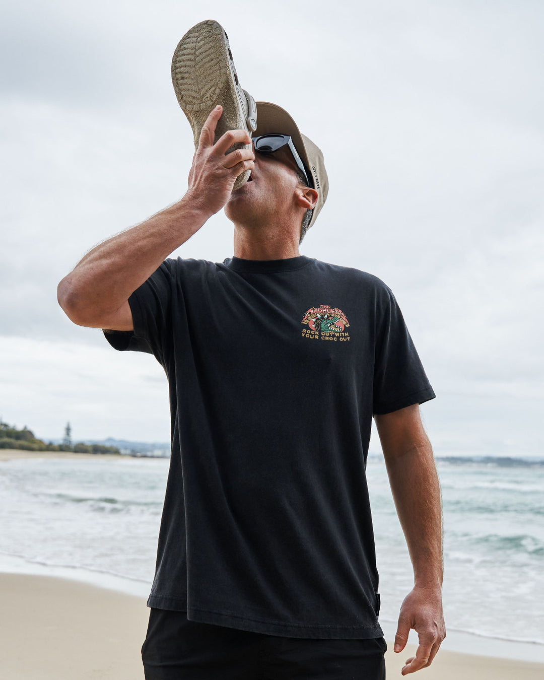 ROCK OUT | SS TEE - WASHED BLACK