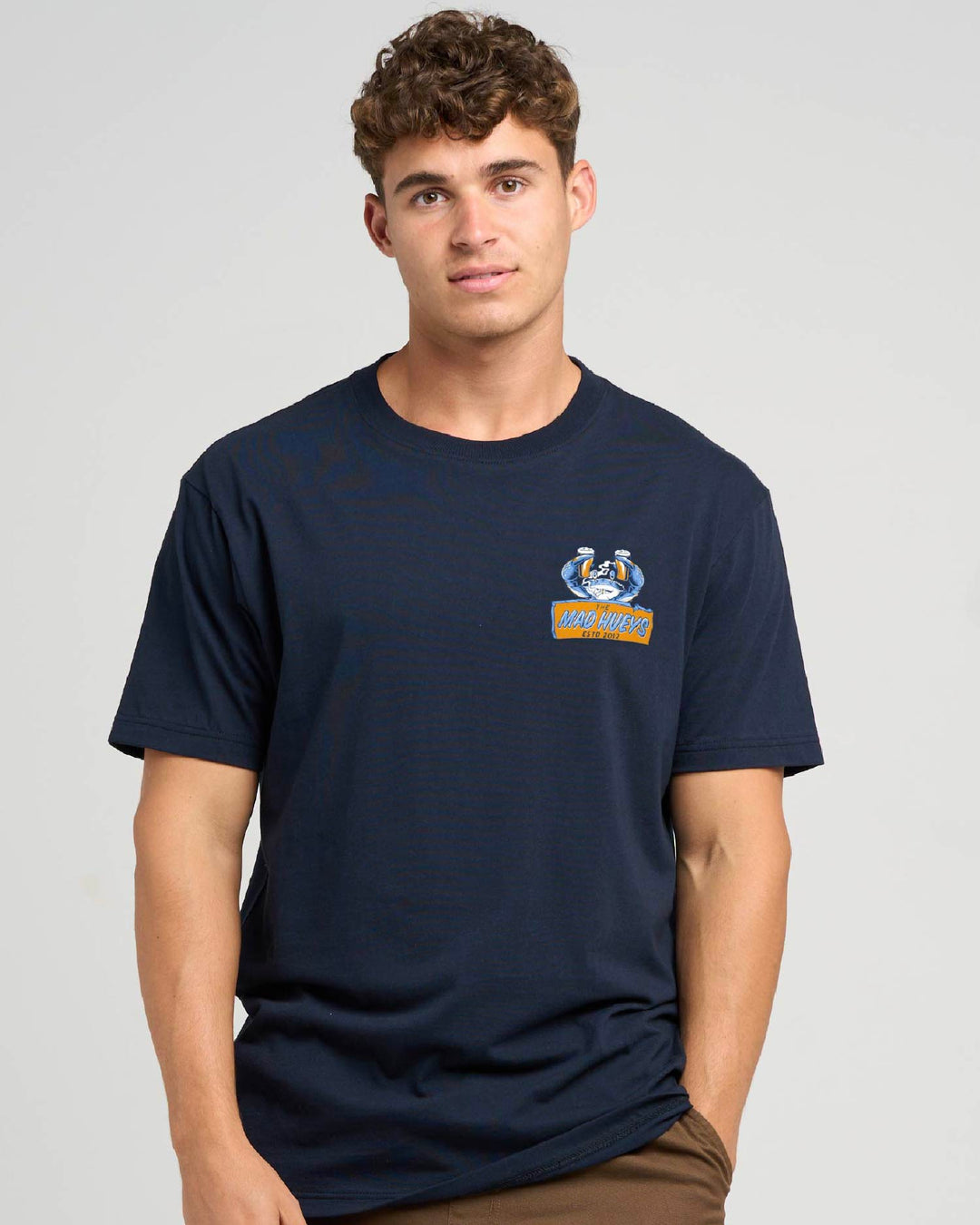 CRABBING A BEER | SS TEE - NAVY