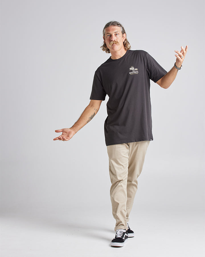 HOOKED AND COOKED | SS TEE - VINTAGE BLACK