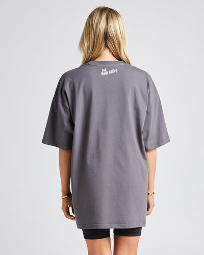 FRILLS AND SPILLS | WOMENS OVERSIZED TEE - CHARCOAL