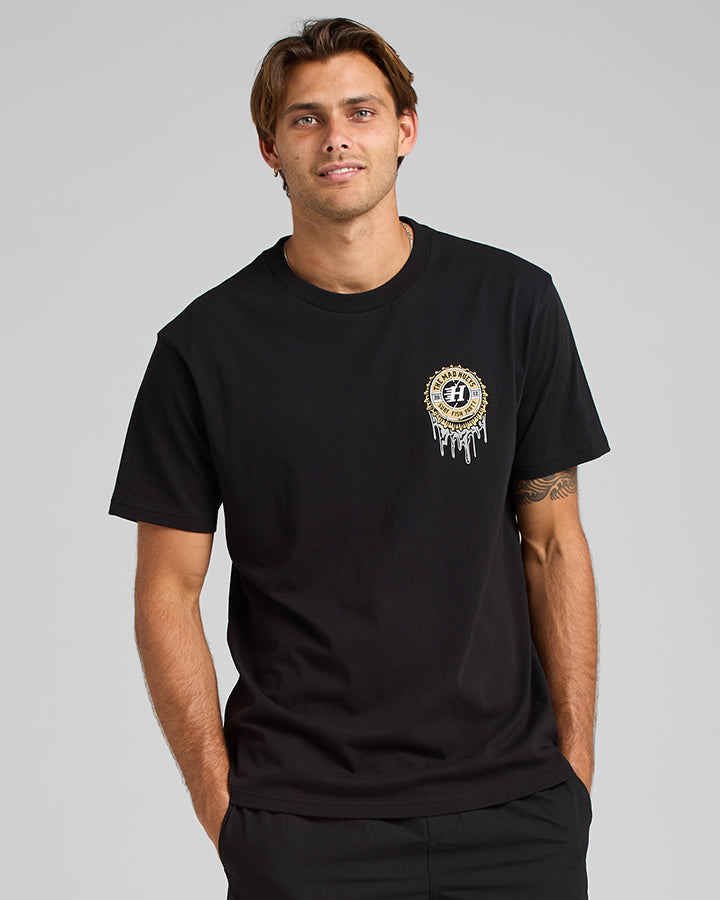 HUEYS COLD ONE | SS TEE - BLACK