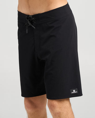 HUEYS LIFE | 19" BOARDSHORT - BLACK