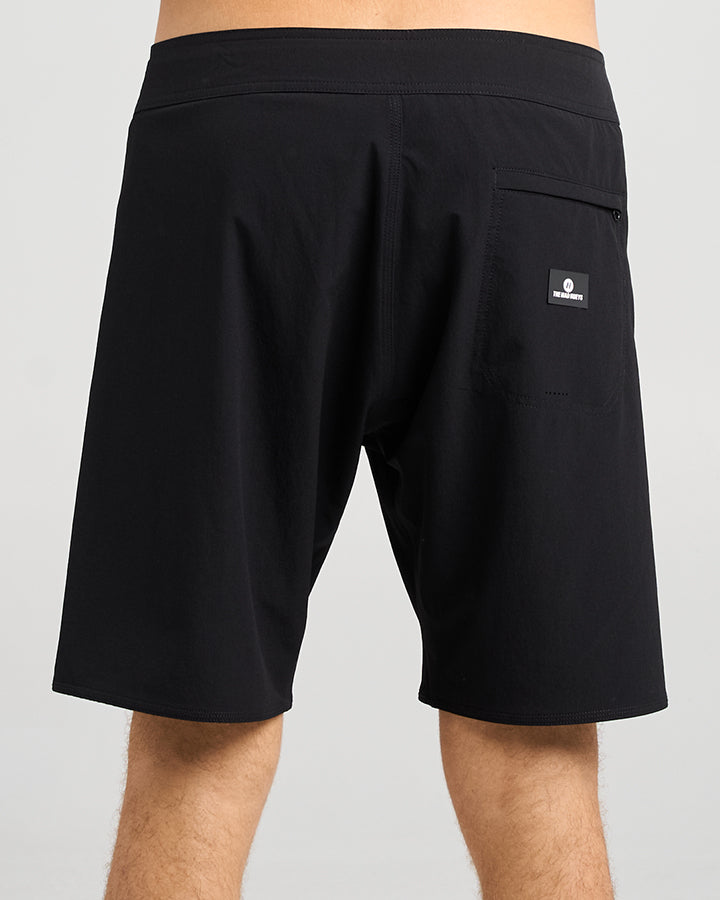 HUEYS LIFE | 19" BOARDSHORT - BLACK