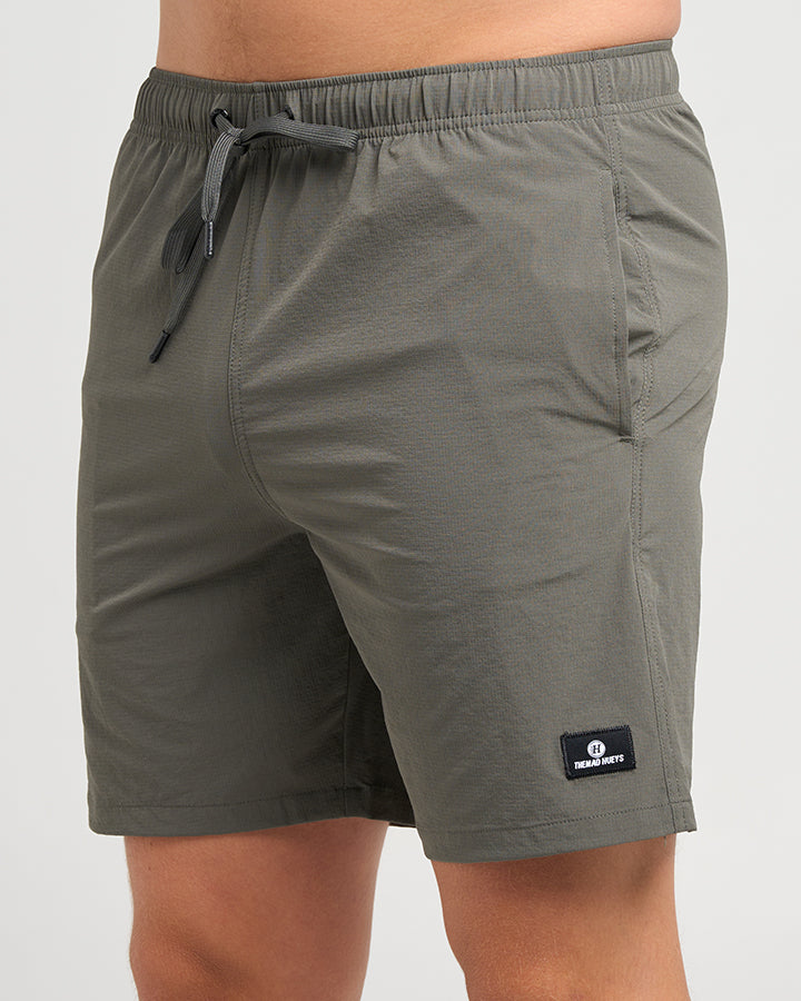 FREESTYLE | 18" SWIM VOLLEY SHORT - CHARCOAL