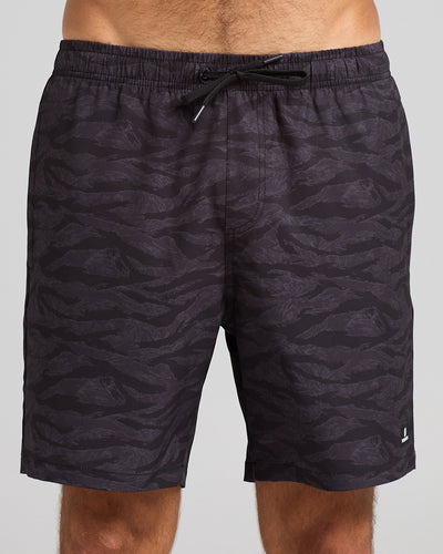 PISS FIT | 18" PERFORMANCE SHORT - BLACK